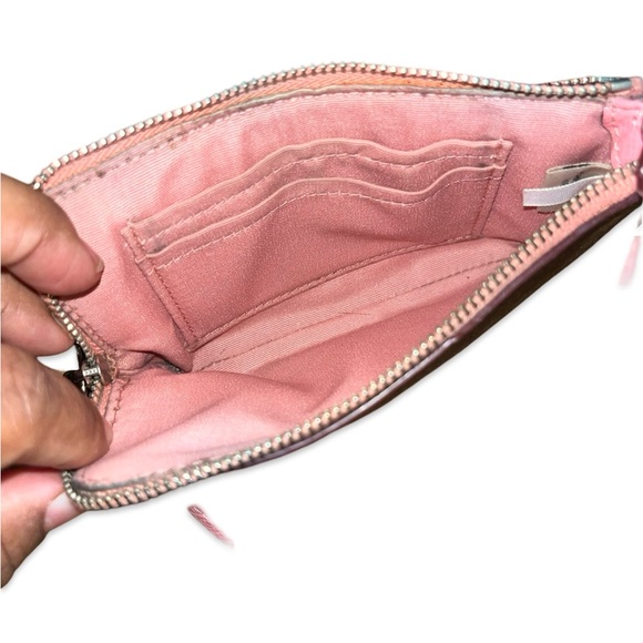 EUC COACH WRISTLET - Picture 2 of 4